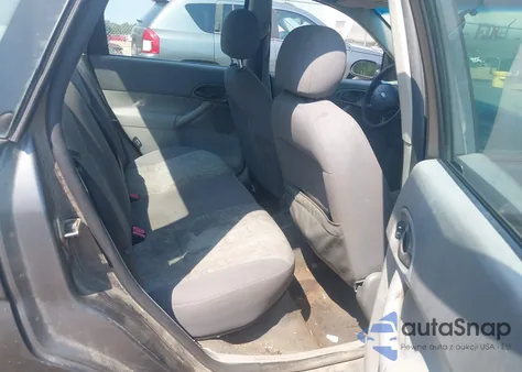 2005 Ford Focus Zx4 z USA, uszkodzony, nr VIN 1FAFP34N55W248400